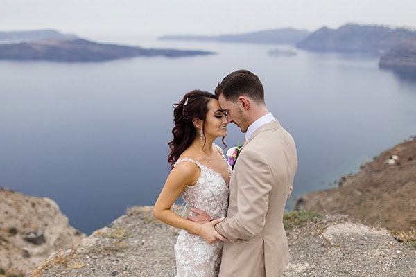 spring-wedding-santorini-colorful-florals_01