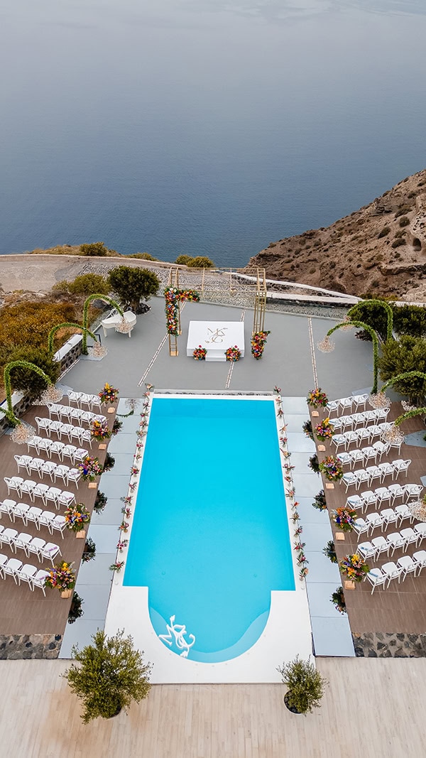 spring-wedding-santorini-colorful-florals_13