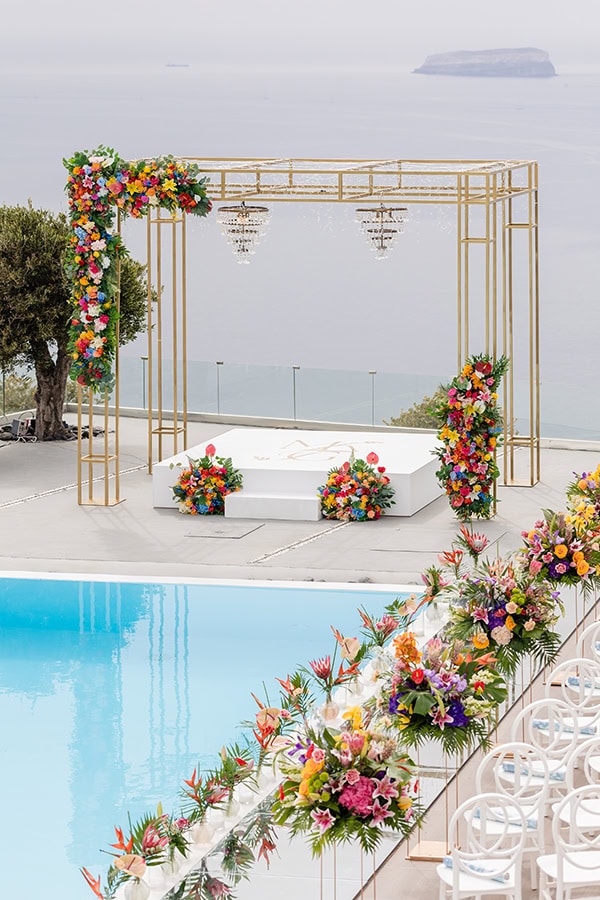 spring-wedding-santorini-colorful-florals_14
