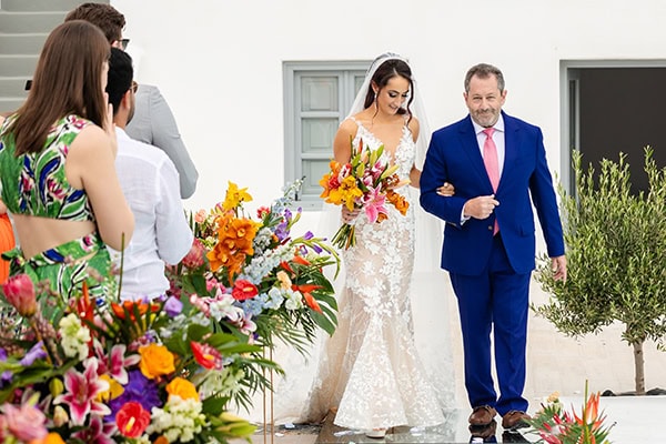 spring-wedding-santorini-colorful-florals_19