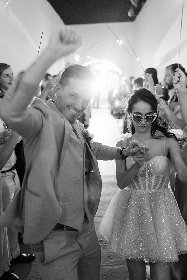 spring-wedding-santorini-colorful-florals_38