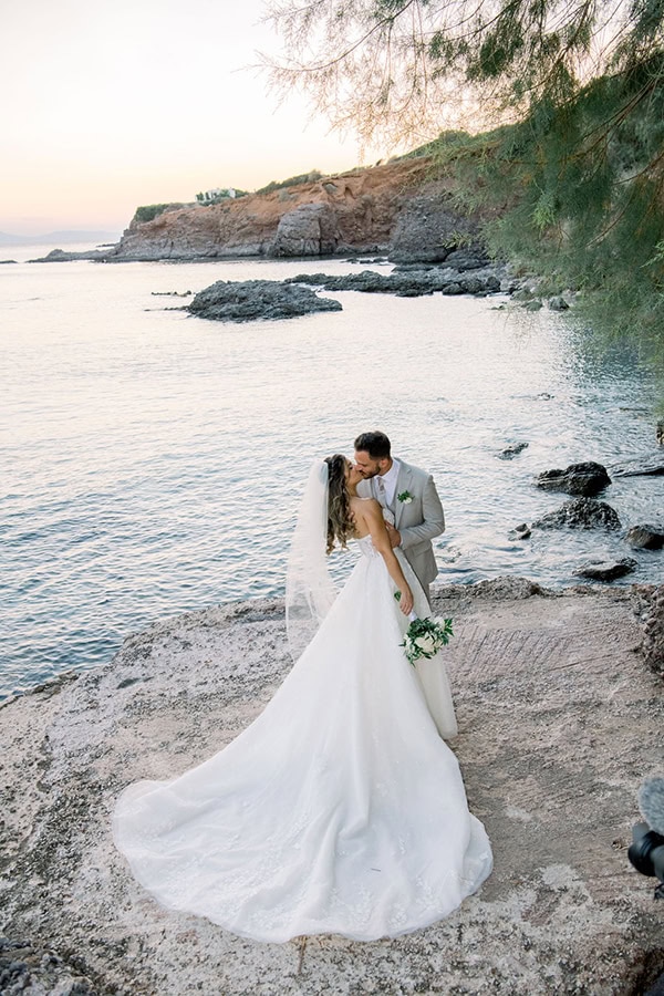 stylish-summer-wedding-anavyssos_01