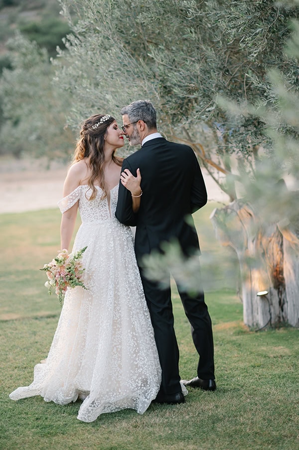 summer-wedding-mytilene-pale-colors_01