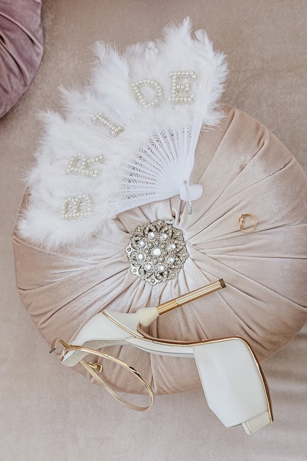 summer-wedding-naxos-pastel-tones-gold-details_04