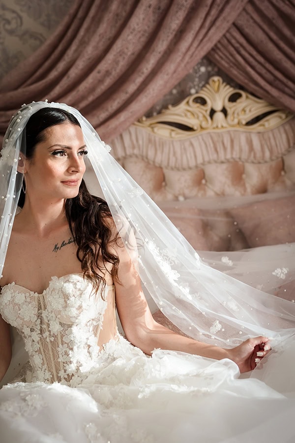 summer-wedding-naxos-pastel-tones-gold-details_04z