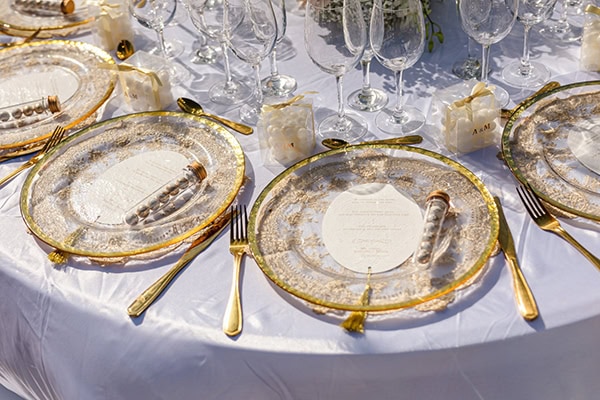 summer-wedding-naxos-pastel-tones-gold-details_12x