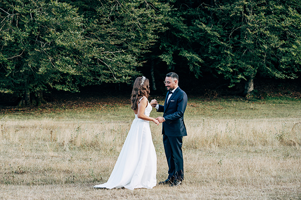 summer-wedding-veria-romantic-details-baby-breath_03