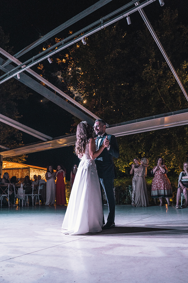 summer-wedding-veria-romantic-details-baby-breath_19