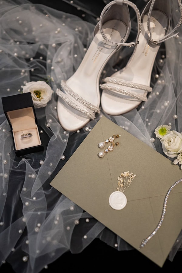 beautiful-summer-wedding-wine-museum_04