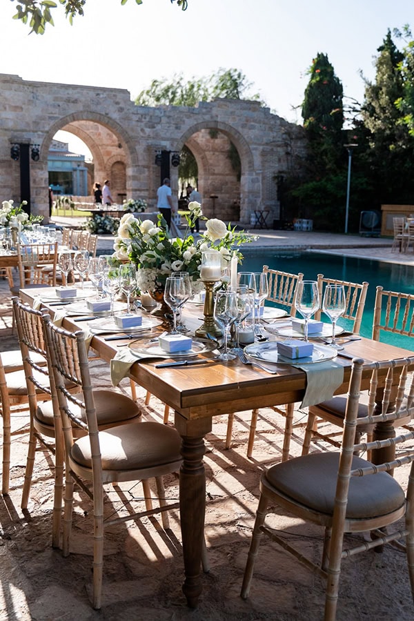 beautiful-summer-wedding-wine-museum_17