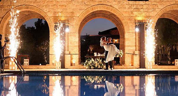 beautiful-summer-wedding-wine-museum_24