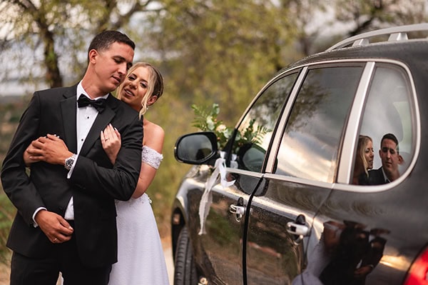 fall-wedding-mani-with-colorful-flowers_04