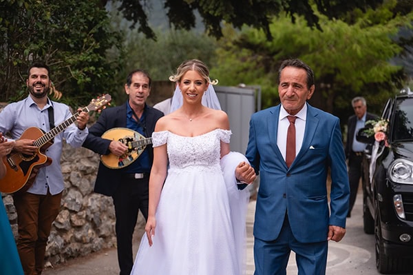 fall-wedding-mani-with-colorful-flowers_22