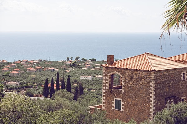 fall-wedding-mani-with-colorful-flowers_27