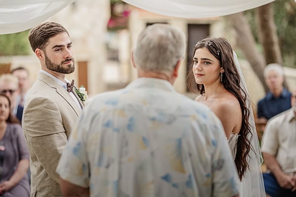 rustic-chic-wedding-idyllic-vasilias-nikoklis-inn_06