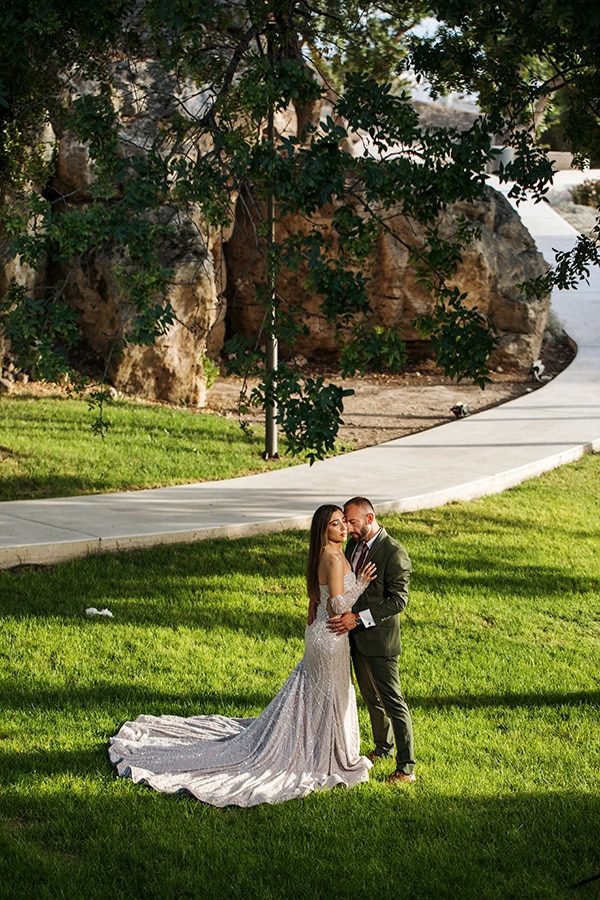stylish-summer-wedding-in-paphos_01