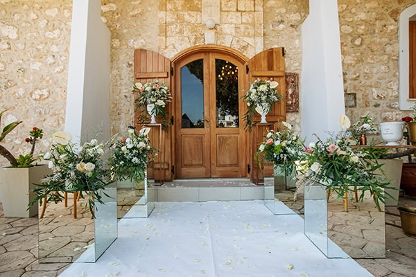 stylish-summer-wedding-in-paphos_10