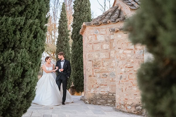 Καλοκαιρινός γάμος με υπέροχη διακόσμηση σε πανέμορφους ελαιώνες | Τζοβάννα & Χρηστός Καλοκαιρινός γάμος με υπέροχη διακόσμηση σε πανέμορφους ελαιώνες | Τζοβάννα & Χρηστός