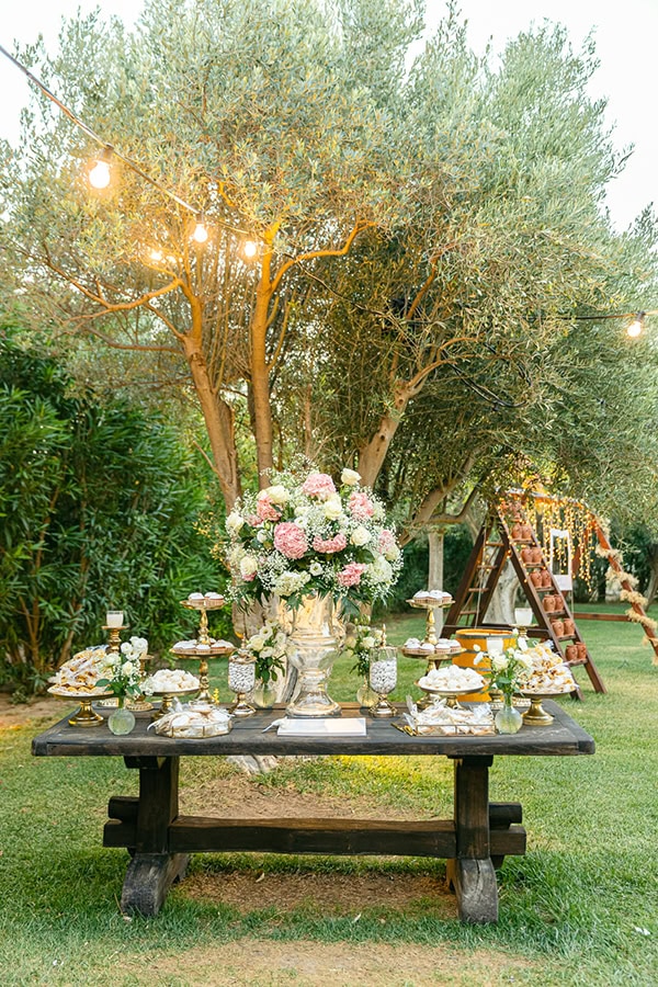 summer-wedding-beautiful-decoration-wonderful-olive-groves_22x