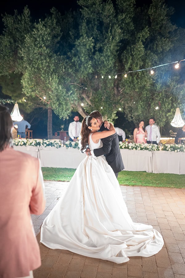 summer-wedding-beautiful-decoration-wonderful-olive-groves_26