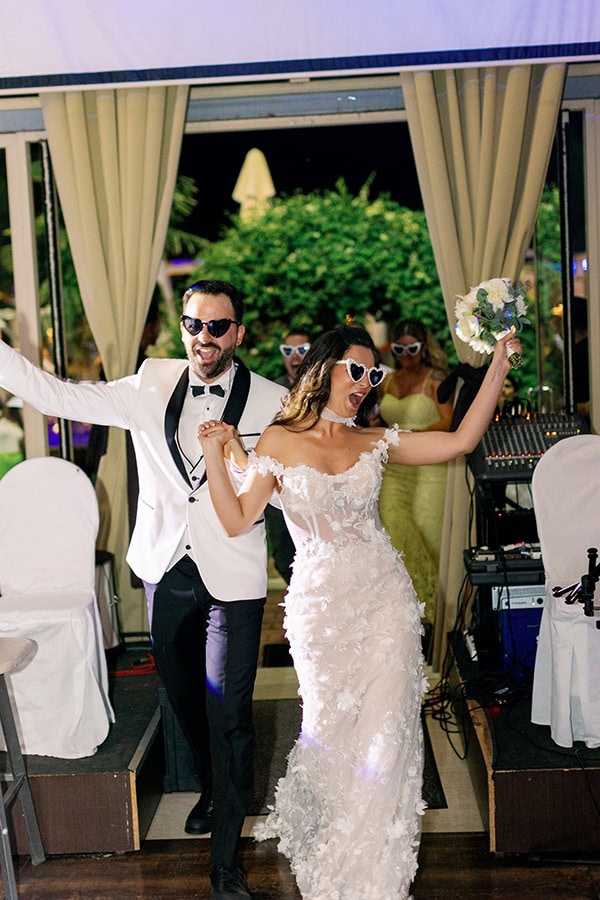 summer-wedding-romantic-atmosphere_15