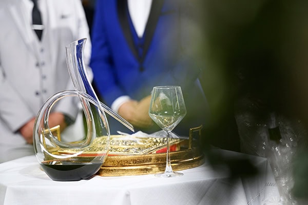 timeless-all-white-summer-wedding_11