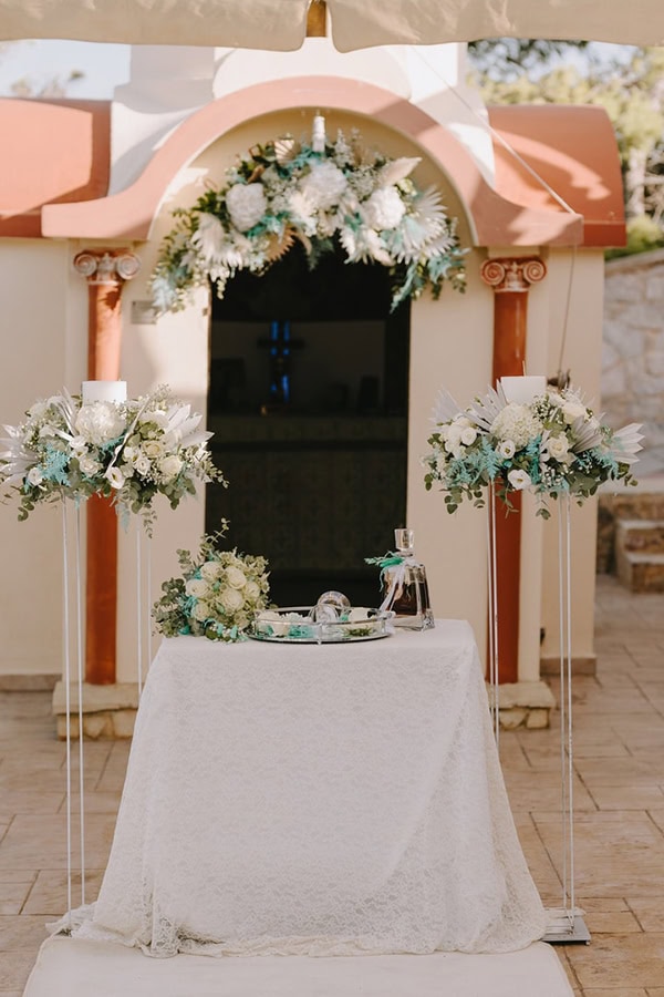 autumn-wedding-with-aqua-color-accents._16