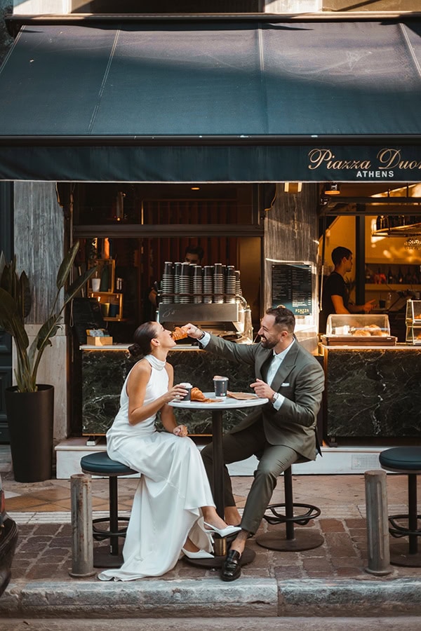 beautiful-autumn-wedding-all-white-flowers_04