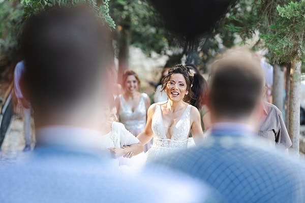 beautiful-cretan-wedding-colorful-flowers-field_05