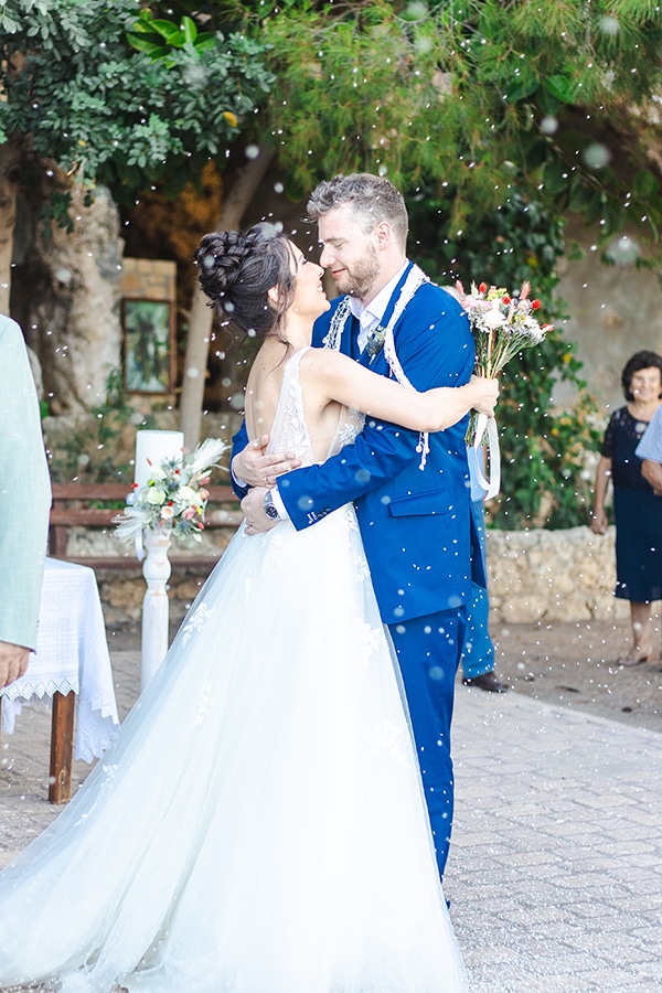 beautiful-cretan-wedding-colorful-flowers-field_13