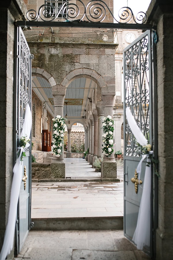 beautiful-summer-wedding-lesvos_16