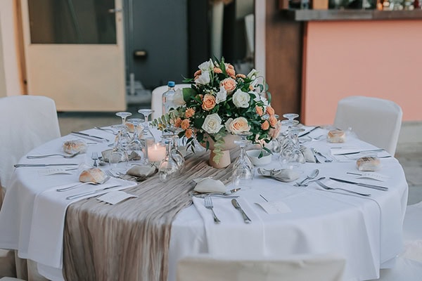 beautiful-summer-wedding-romantic-flower-arrangements_33