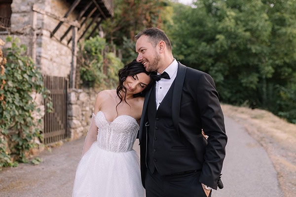 beautiful-wedding-shades-blue-yellow_20