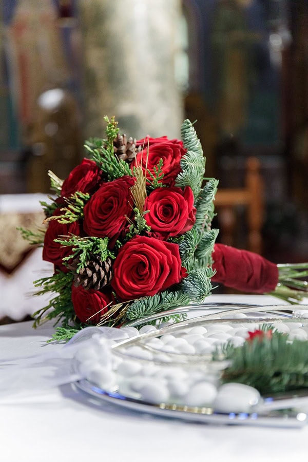 festive-wedding-decoration-red-flowers_01