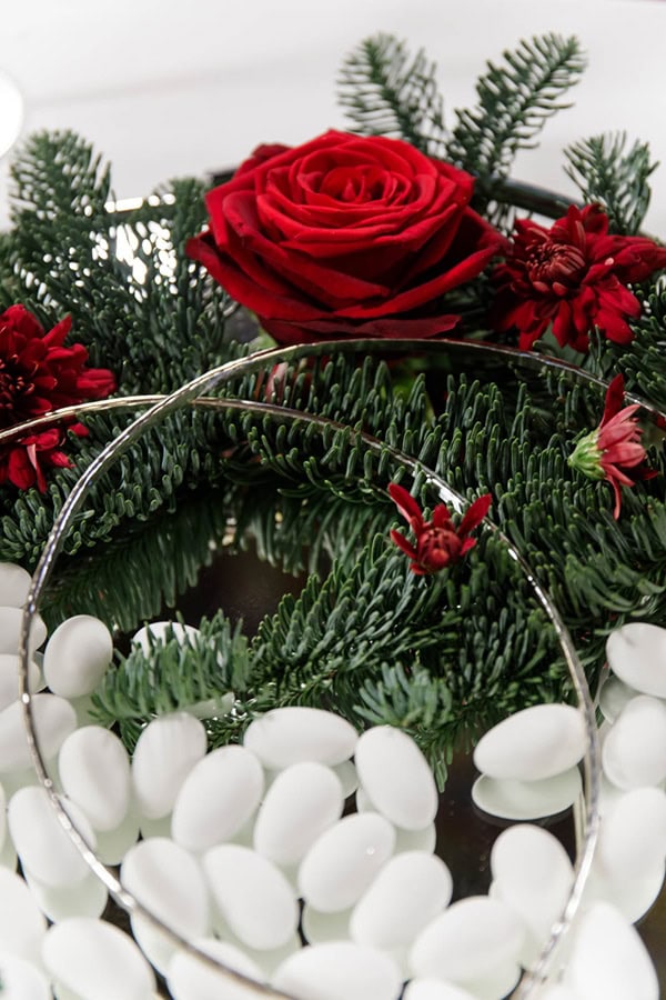 festive-wedding-decoration-red-flowers_04