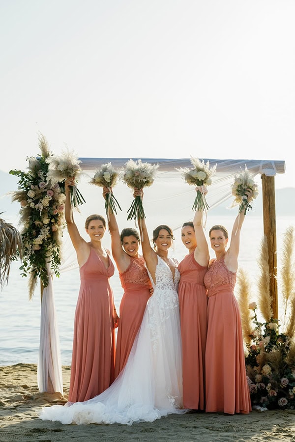 romantic-wedding-boho-decoration-beach_25