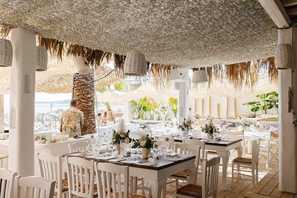 romantic-wedding-boho-decoration-beach_26