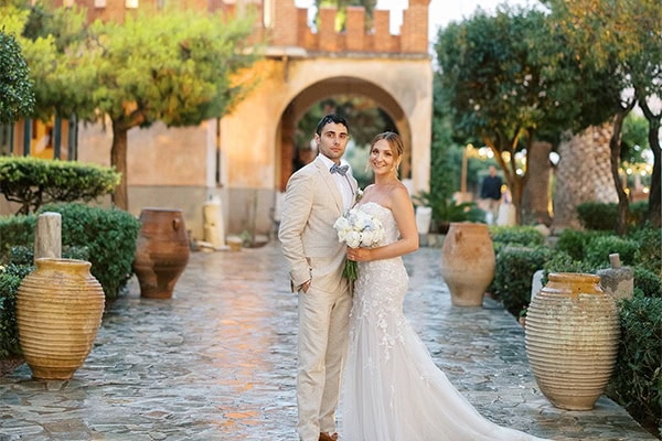 Ρομαντικός γάμος στον Πύργο Μελισσουργού με elegant πινελιές | Αντωνία & Anthony