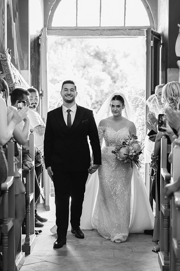 special-wedding-protea-olive-leaves_10