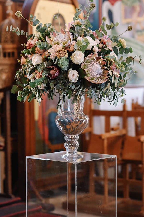 special-wedding-protea-olive-leaves_12