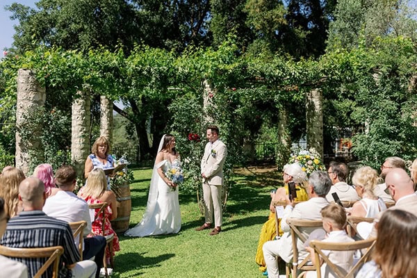 spring-wedding-crete-beautiful-garden-style_17