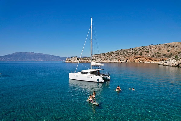 unique-bachelorette-party-catamaran_04