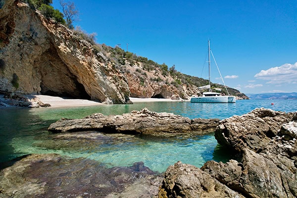 unique-bachelorette-party-catamaran_09