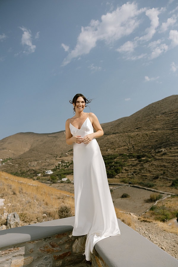 elegant-summer-wedding-kythnos-timeless-beauty_11