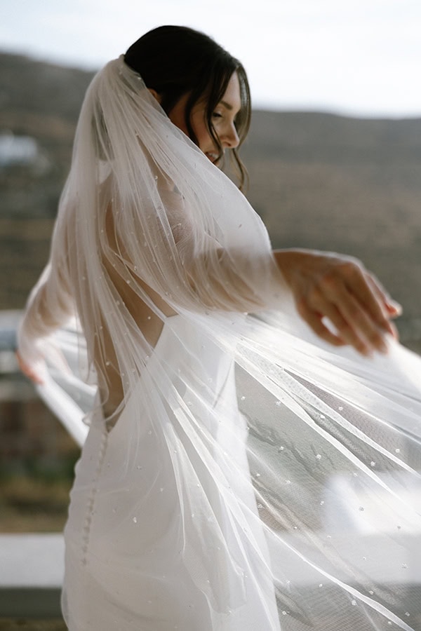 elegant-summer-wedding-kythnos-timeless-beauty_13