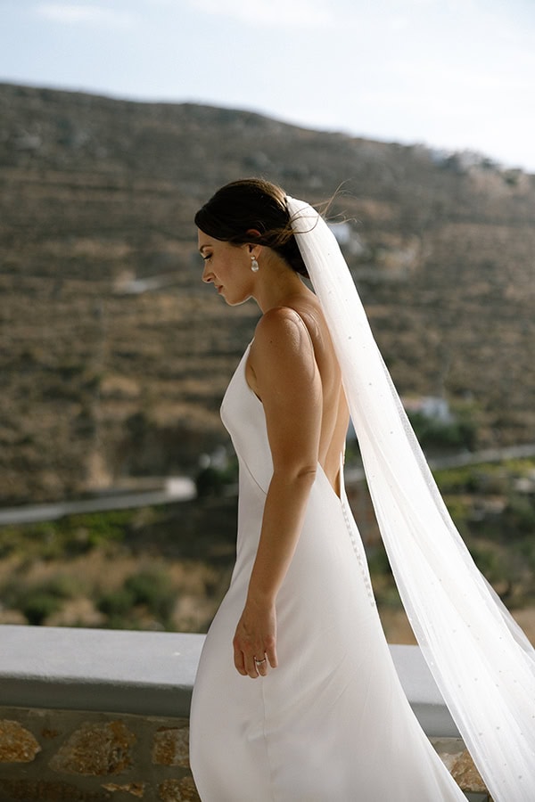 elegant-summer-wedding-kythnos-timeless-beauty_14