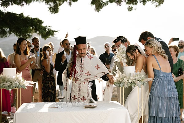 elegant-summer-wedding-kythnos-timeless-beauty_21