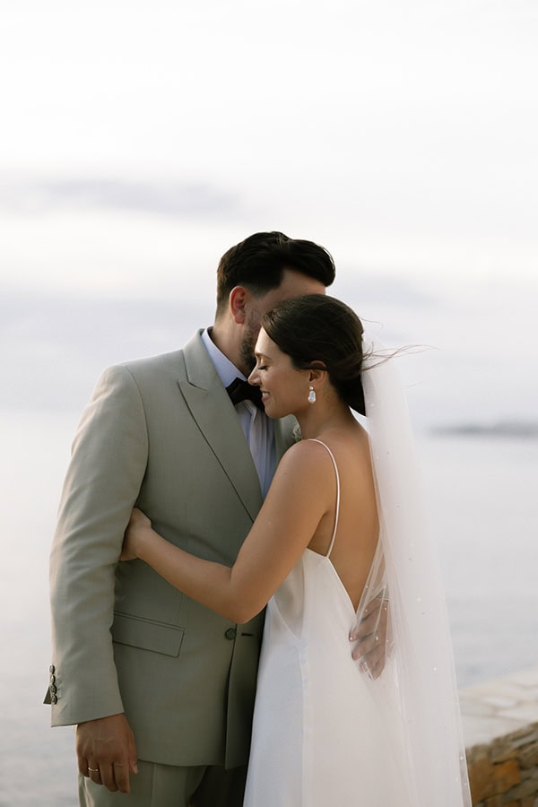 elegant-summer-wedding-kythnos-timeless-beauty_25