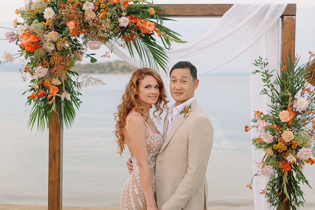 Ξεχωριστός γάμος στη Χαλκιδική με τις πιο όμορφες αποχρώσεις του πορτοκαλί | Νάνσυ & Paul