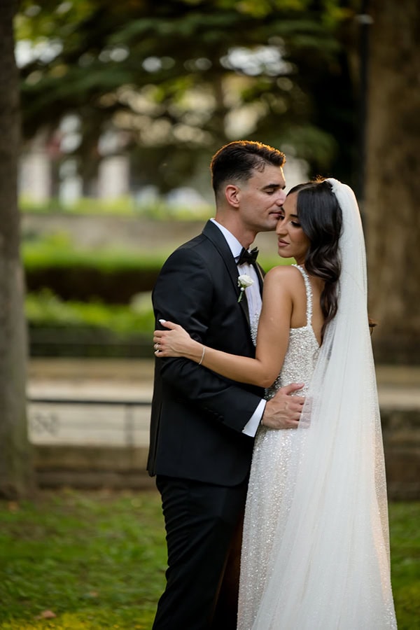 romantic-summer-larissa-wedding-beautiful-details_01